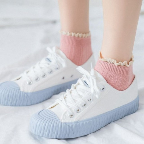 جوراب زنانه